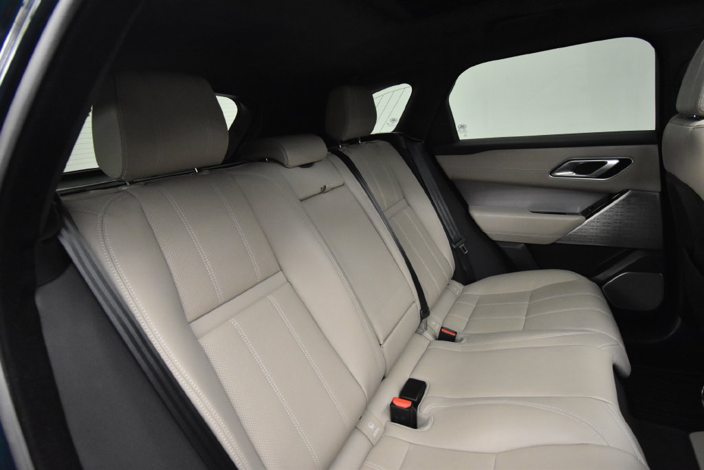 Used 2020 Land Rover Range Rover Velar R-Dynamic S AWD/4WD image 20