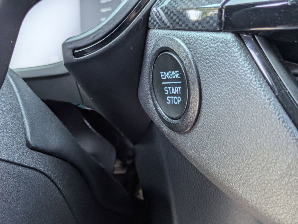 Used 2024 Ford Escape ST-Line image 24