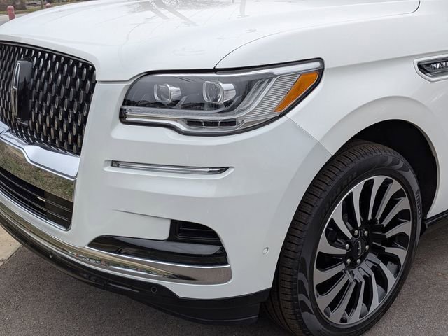 Used 2023 Lincoln Navigator Black Label image 9