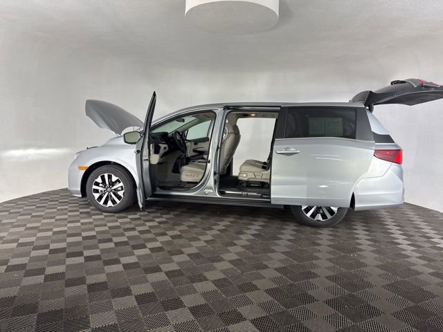Certified 2026 Honda Odyssey EX-L image 21