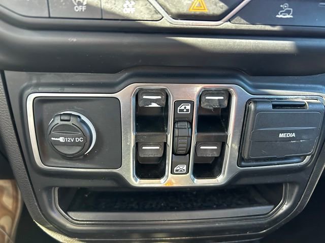 Used 2023 Jeep Gladiator Willys image 26