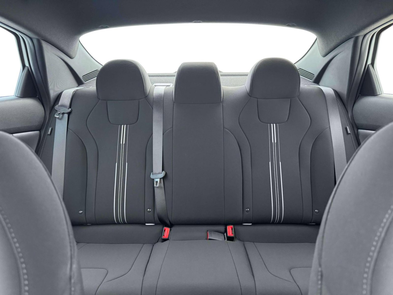 New 2025 Hyundai Elantra SEL image 19