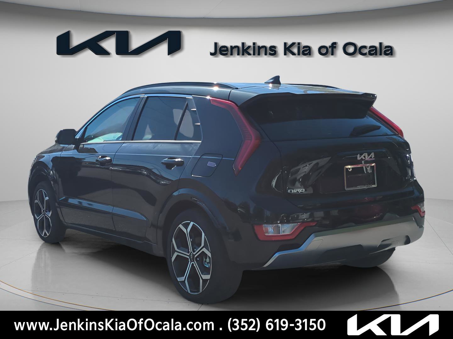 New 2025 Kia Niro EX Touring image 5