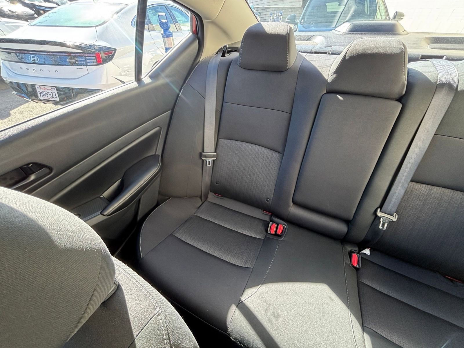 Used 2025 Nissan Altima 2.5 SV image 39