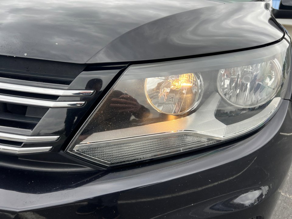 Used 2017 Volkswagen Tiguan S image 30