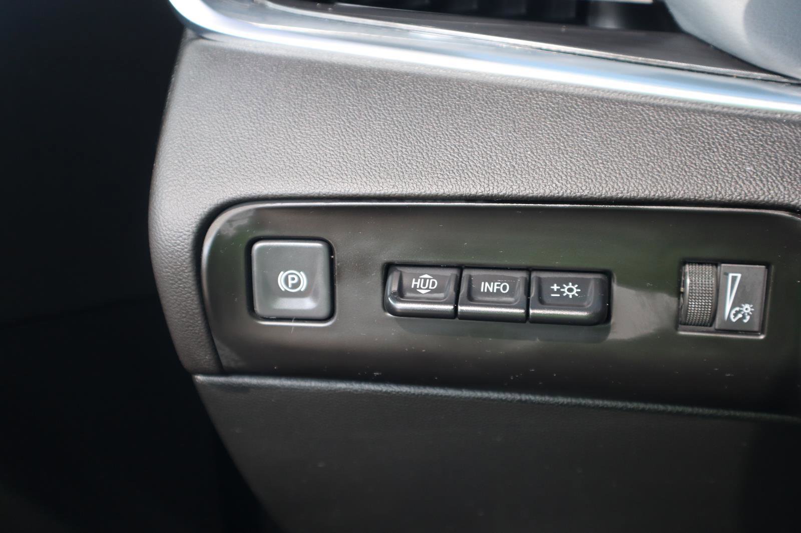 Used 2022 Buick Enclave Premium w/ Experience Buick Package image 37