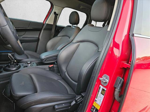 Used 2024 MINI Cooper Countryman S w/ Storage Package image 17