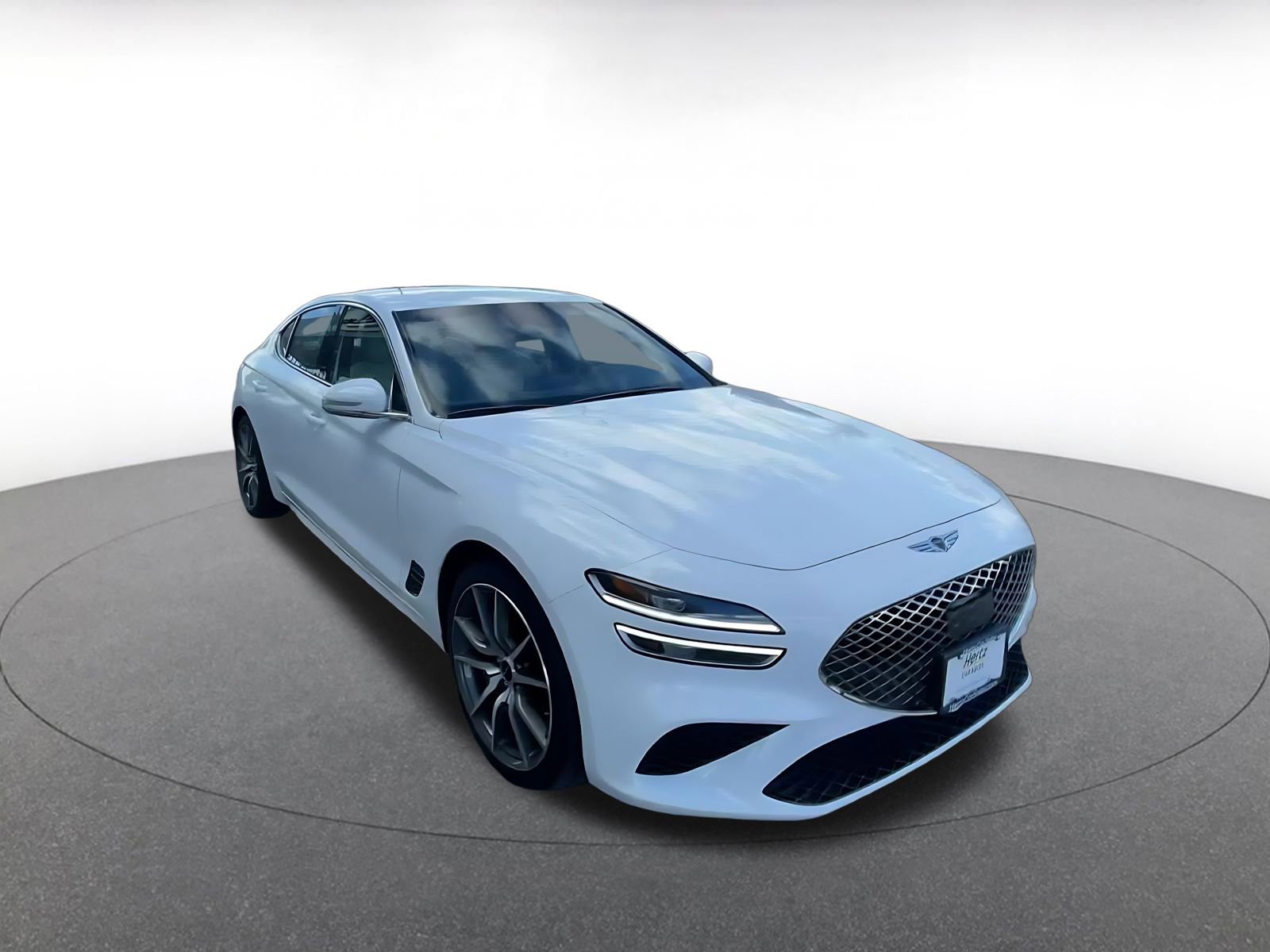 Used 2025 Genesis G70 2.5T image 3