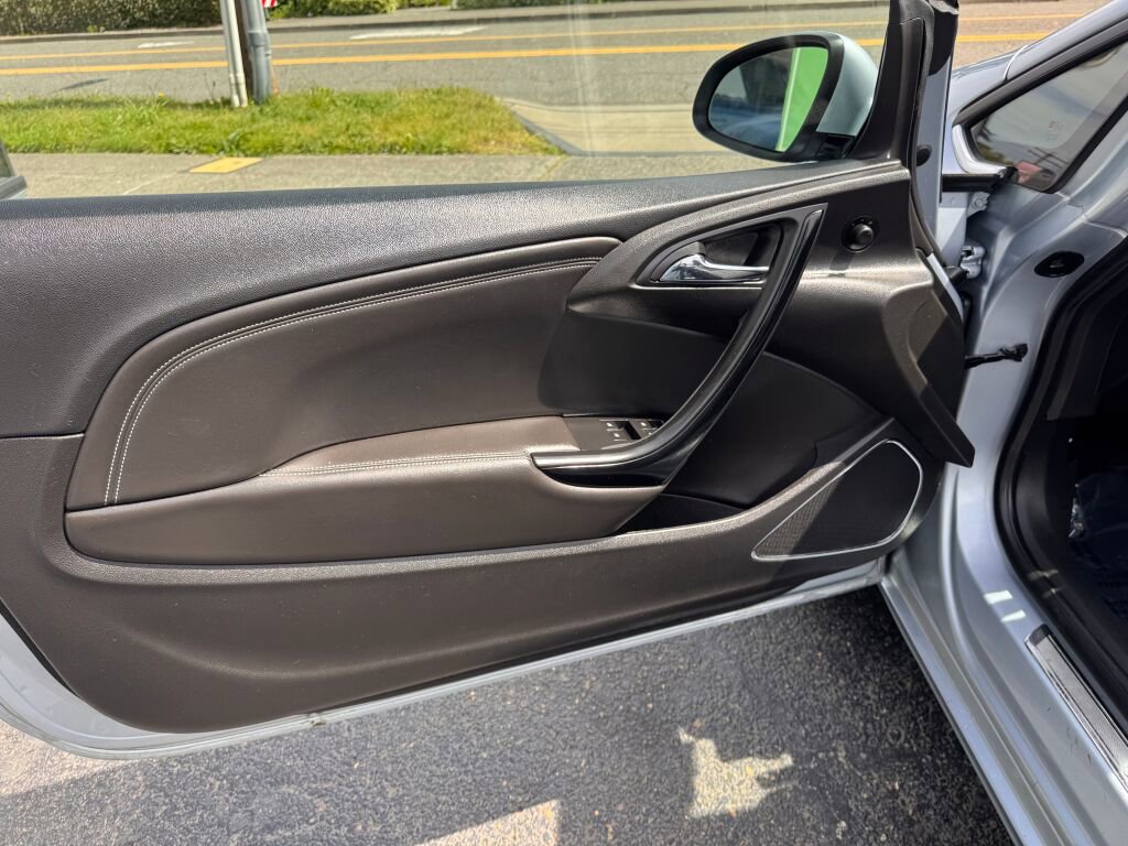 Used 2017 Buick Cascada Premium FWD image 10