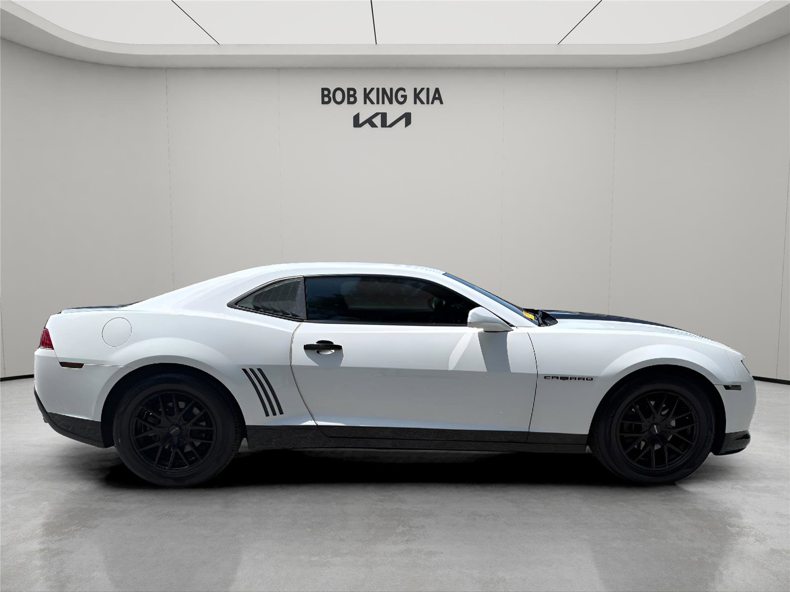Used 2014 Chevrolet Camaro LS RWD image 6