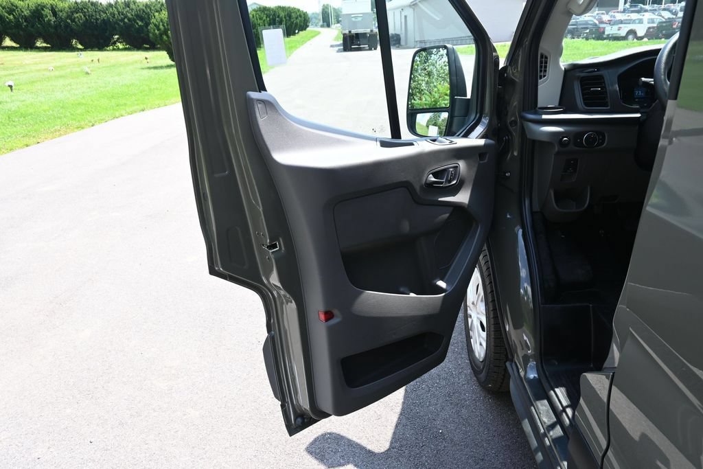 Used 2026 Ford E-Transit 148 High Roof w/ Parcel Delivery Package RWD image 14