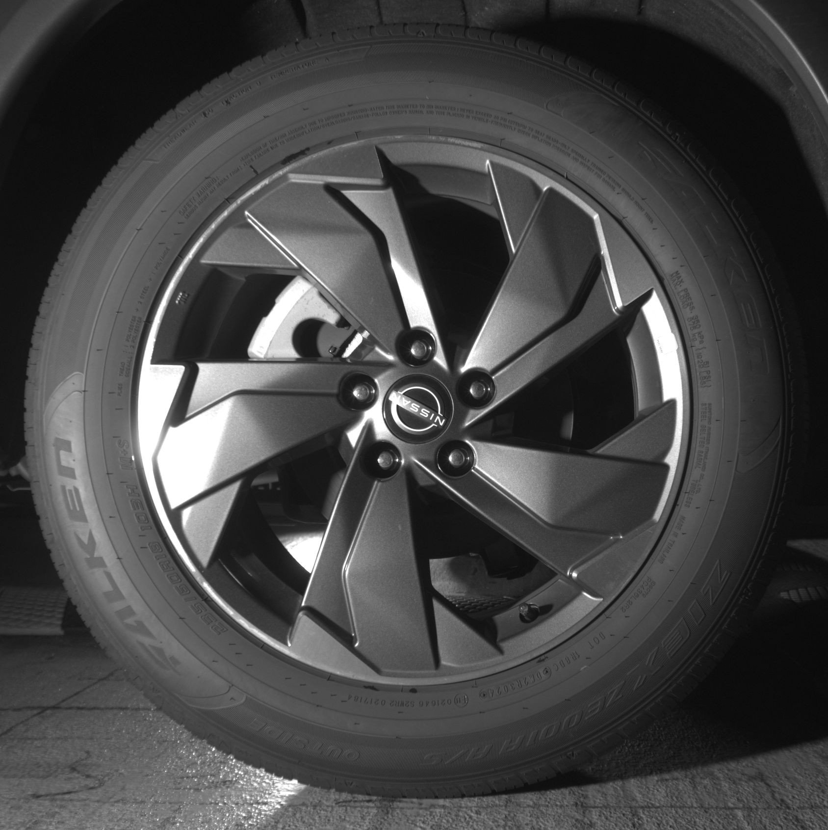 Used 2025 Nissan Rogue SV FWD image 15