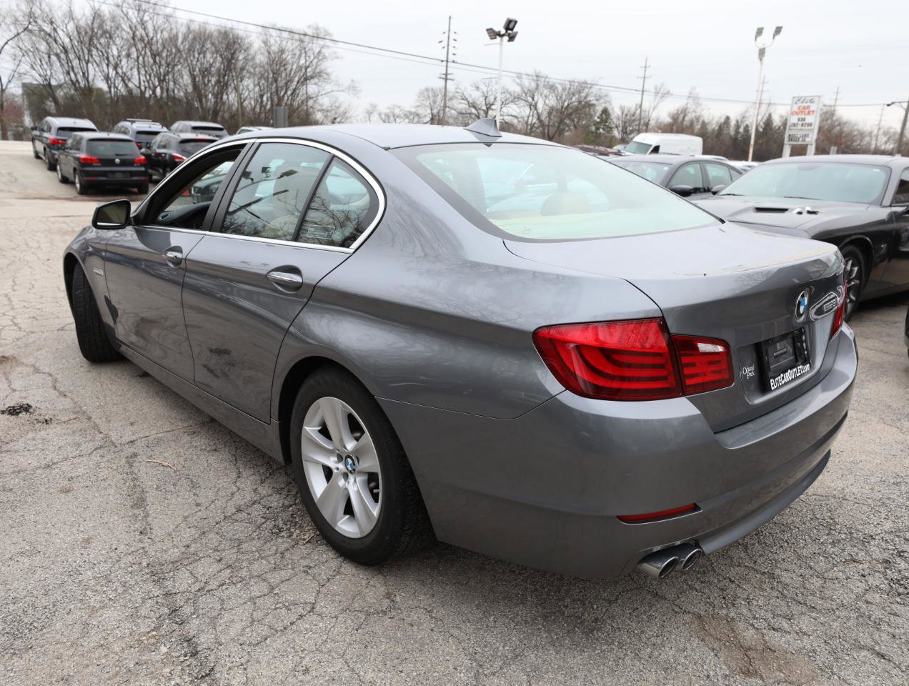 Used 2011 BMW 528i Sedan image 8