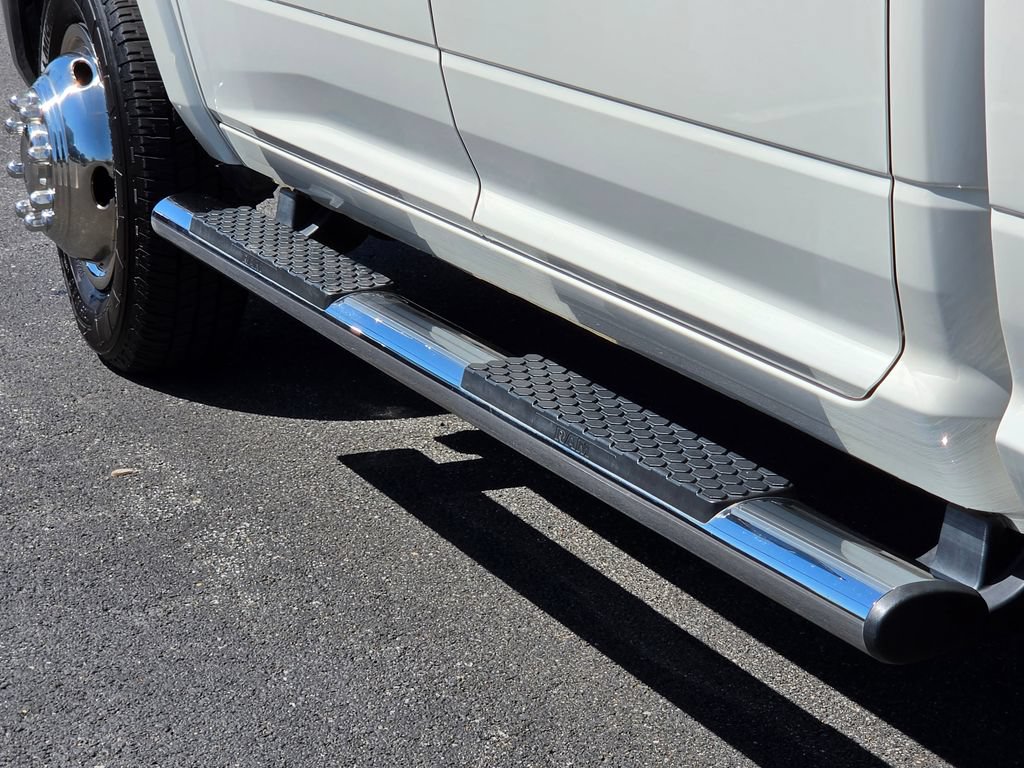 Used 2021 RAM 3500 Laramie AWD/4WD image 11
