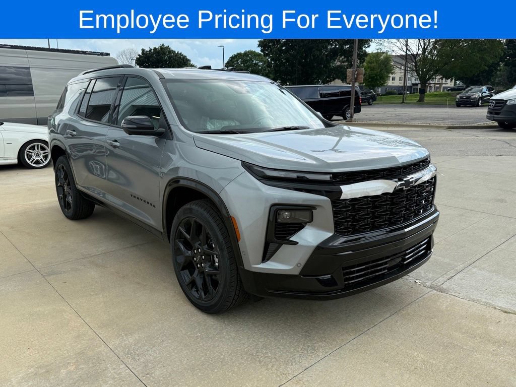 New 2026 Chevrolet Traverse RS w/ LPO, Floor Liner Package