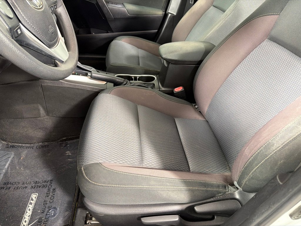 Used 2019 Toyota Corolla LE image 11