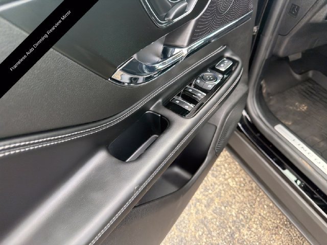Certified 2024 Lincoln Corsair AWD w/ Equipment Group 101A image 14