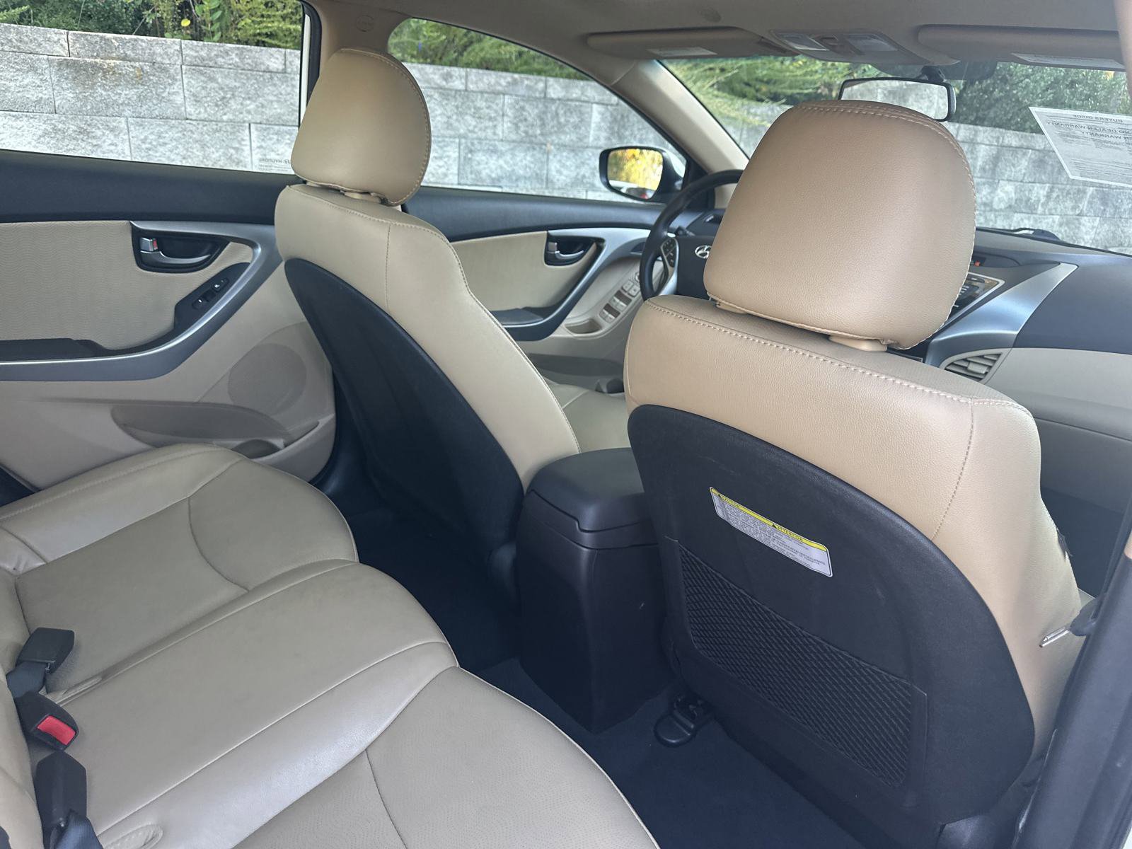 Used 2013 Hyundai Elantra Limited image 27