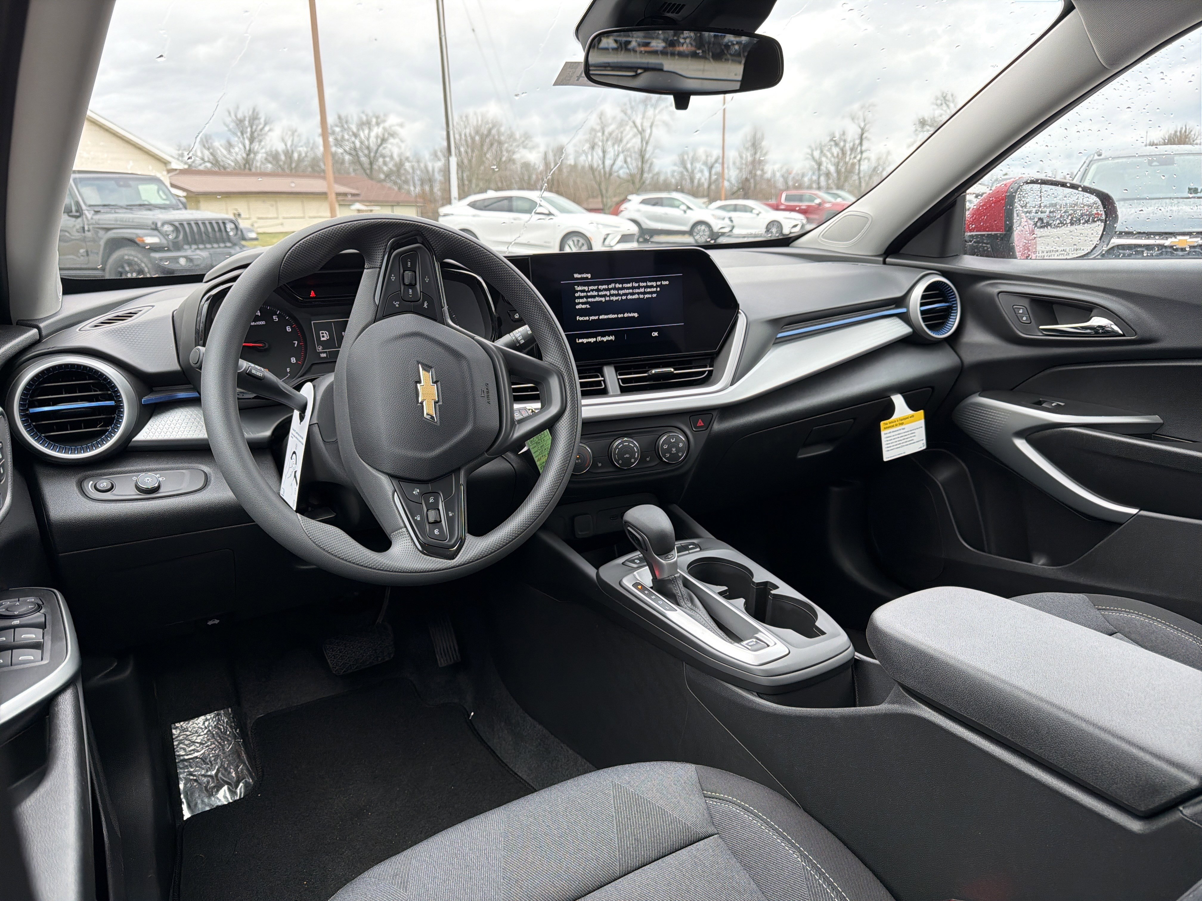 New 2026 Chevrolet Trax LS w/ LS Convenience Package FWD image 5