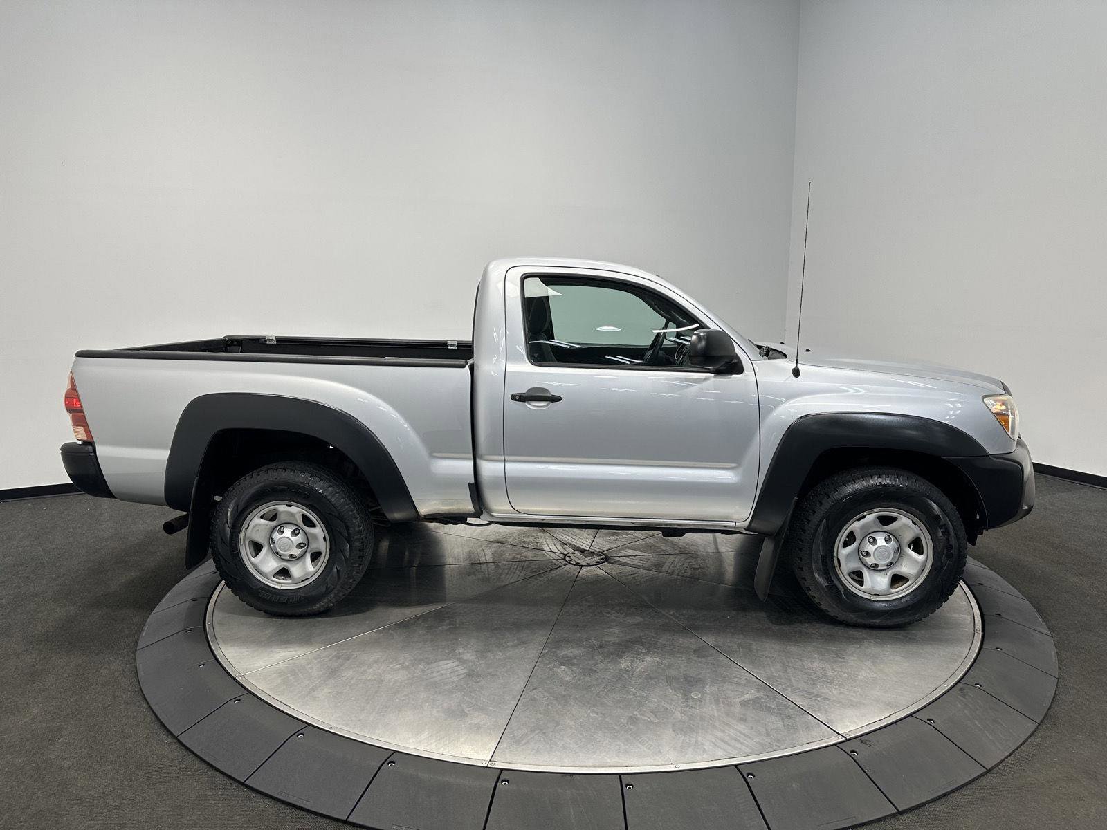 Used 2013 Toyota Tacoma 4x4 Regular Cab image 8