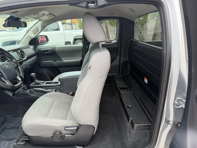 Used 2020 Toyota Tacoma SR RWD image 13