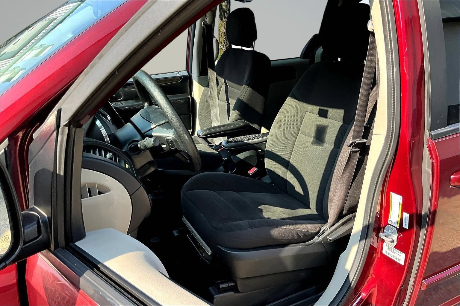 Used 2017 Dodge Grand Caravan SE w/ Power Window Group FWD image 20