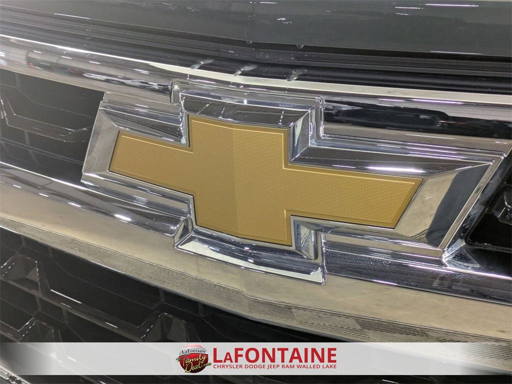 Used 2025 Chevrolet Silverado 1500 LT image 9