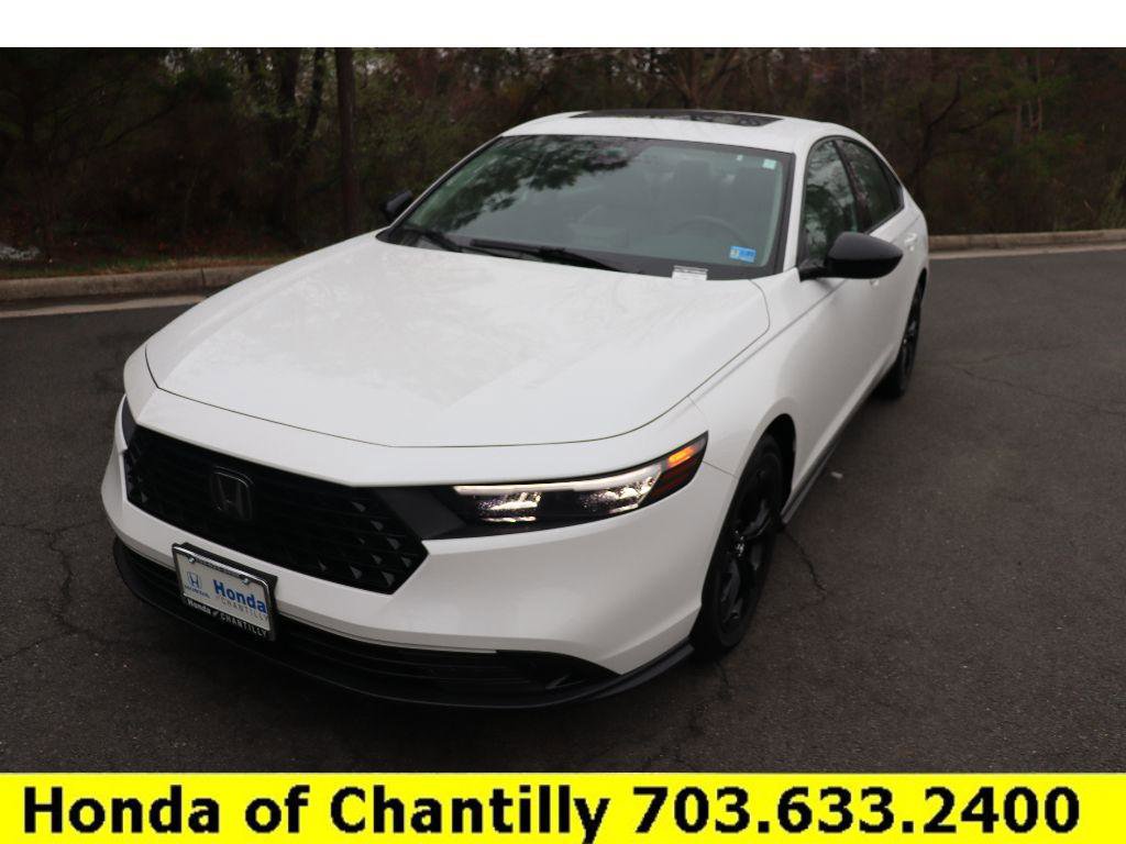 Used 2025 Honda Accord SE image 3