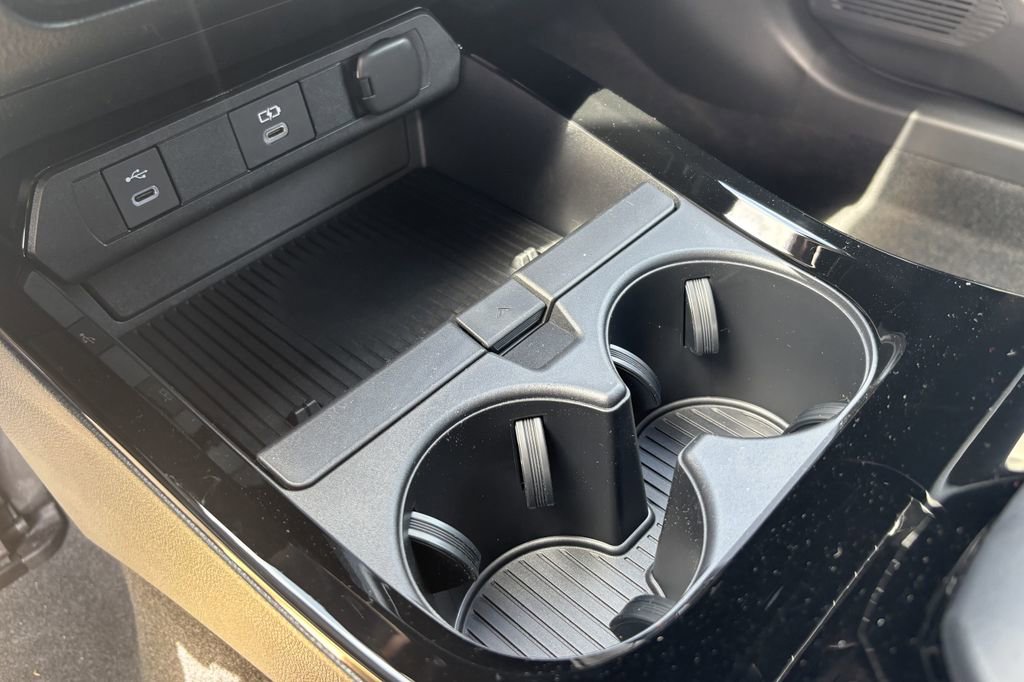 New 2026 Toyota Prius Plug-In Hybrid image 27