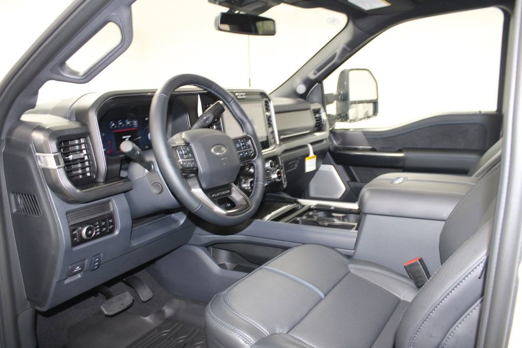 New 2026 Ford F250 Platinum image 28