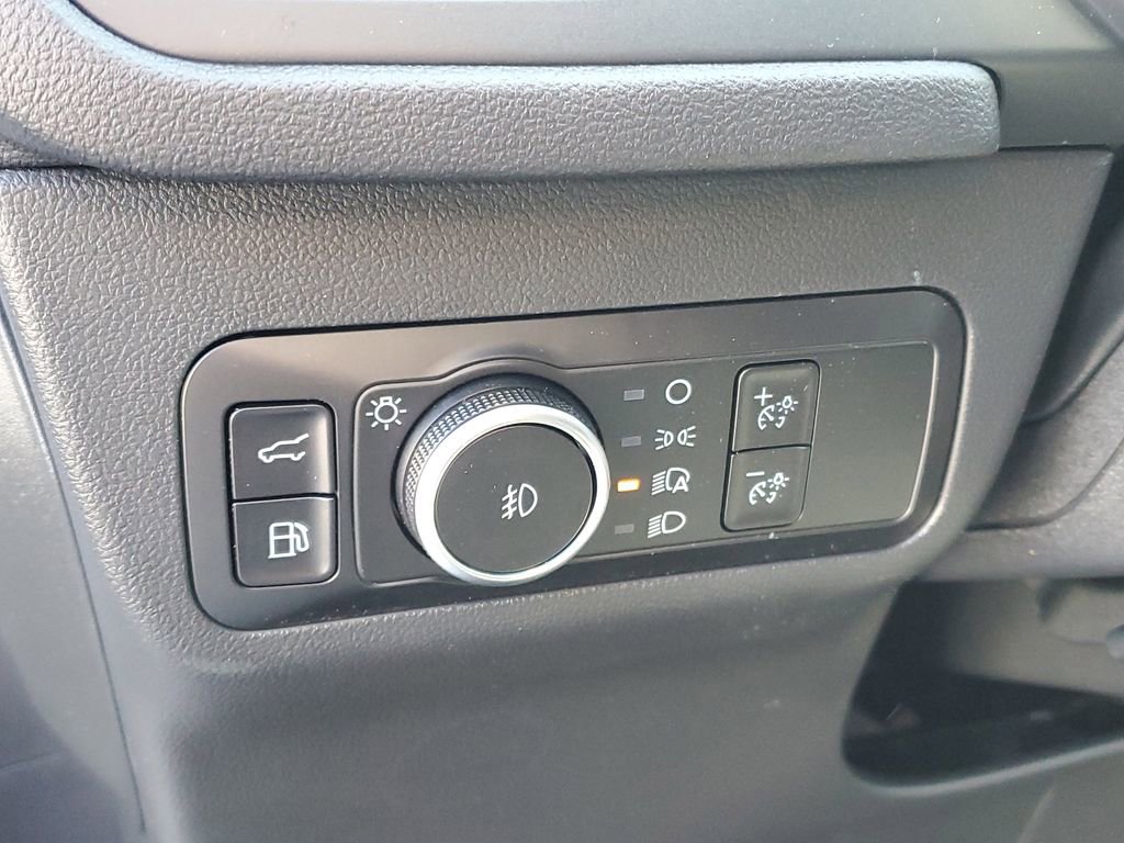 New 2026 Ford Escape SE w/ PHEV Premium Package image 9