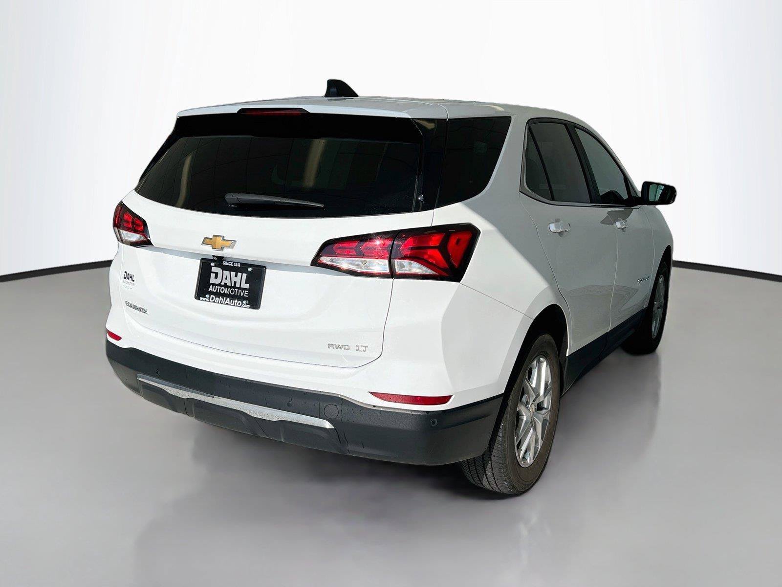 Used 2024 Chevrolet Equinox LT AWD/4WD image 13