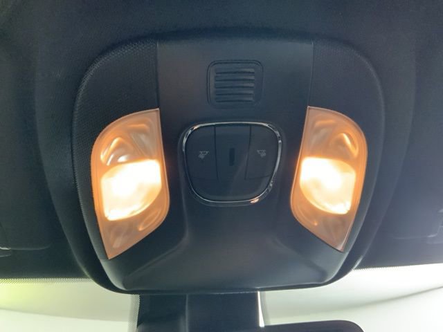 Used 2026 Jeep Compass Latitude image 23