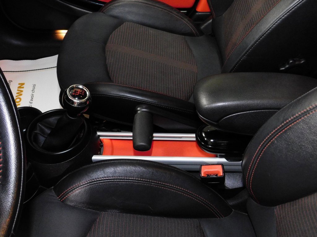 Used 2015 MINI Cooper Countryman S image 36