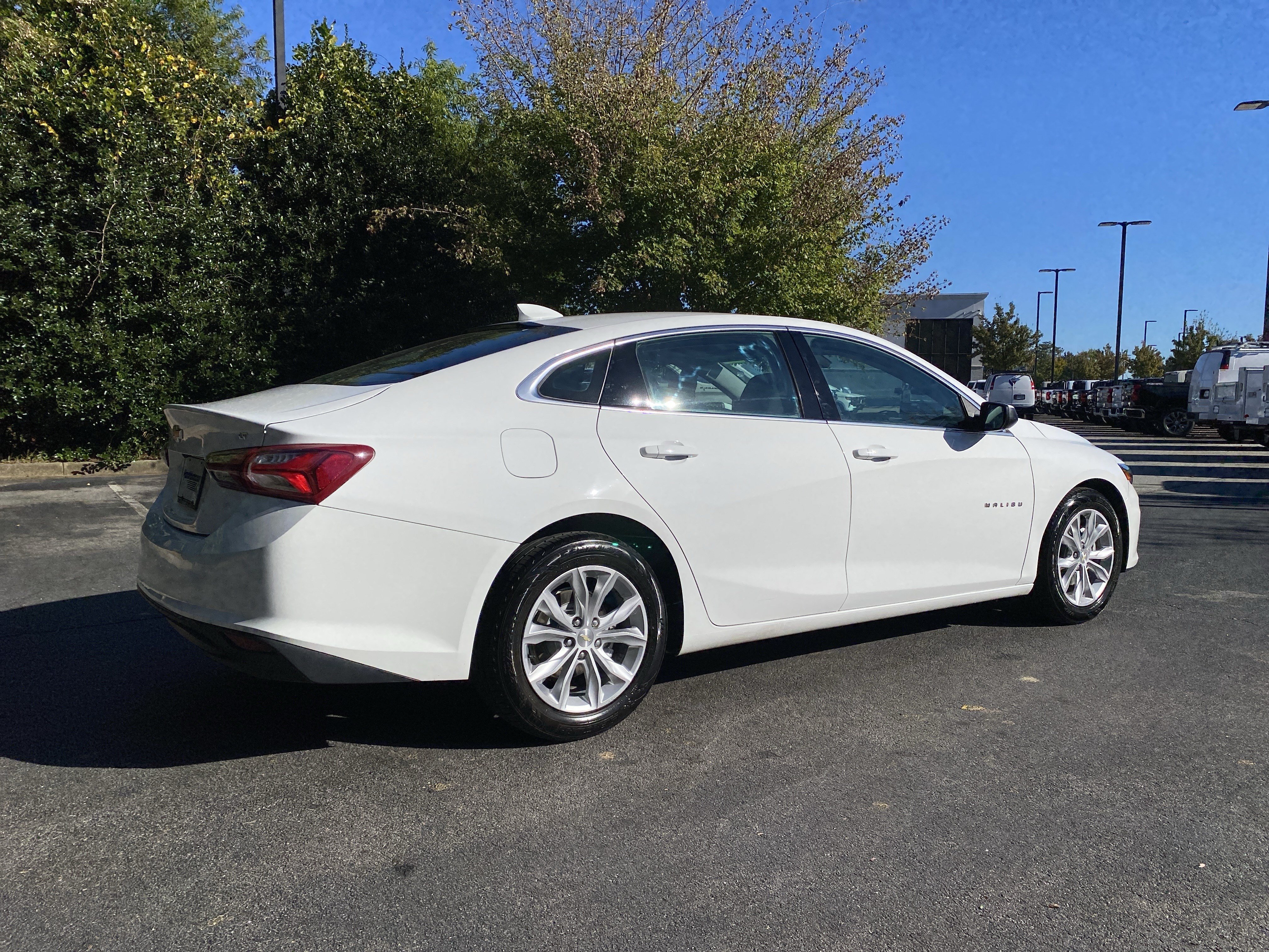 Used 2020 Chevrolet Malibu LT FWD image 9