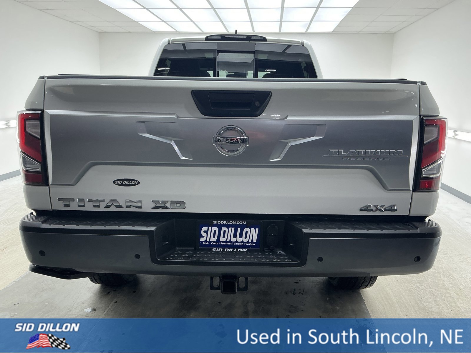 Used 2022 Nissan Titan Platinum Reserve w/ Moonroof Package image 5