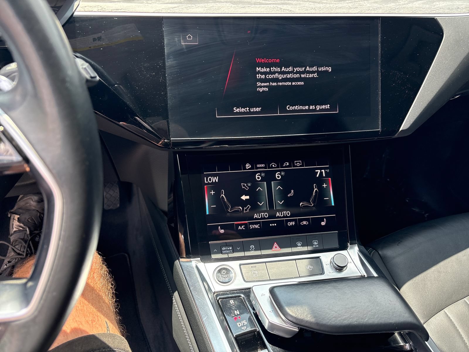 Used 2021 Audi e-tron Premium w/ Convenience Plus Package AWD/4WD image 18
