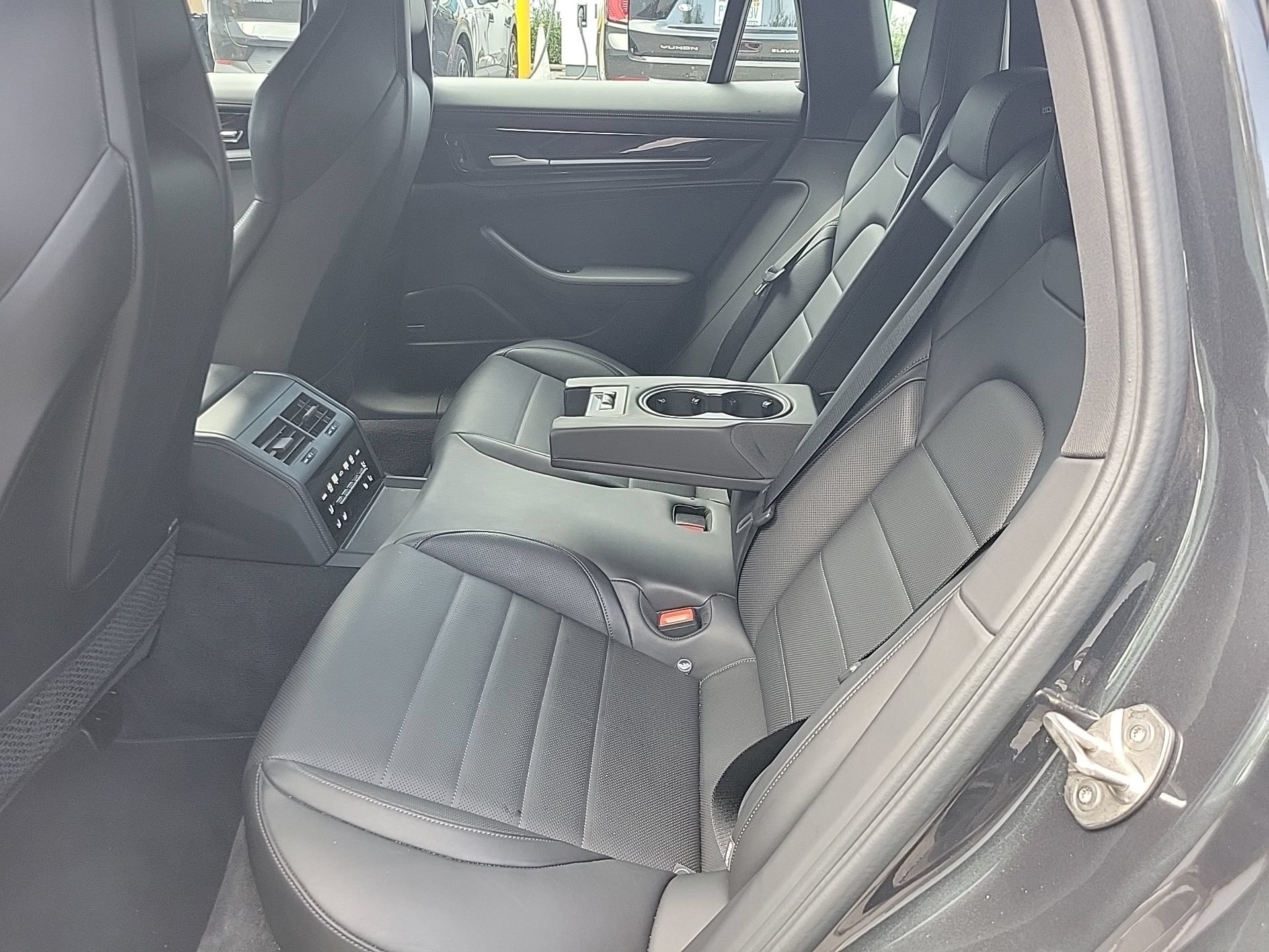 Used 2024 Porsche Panamera w/ Premium Package RWD image 17