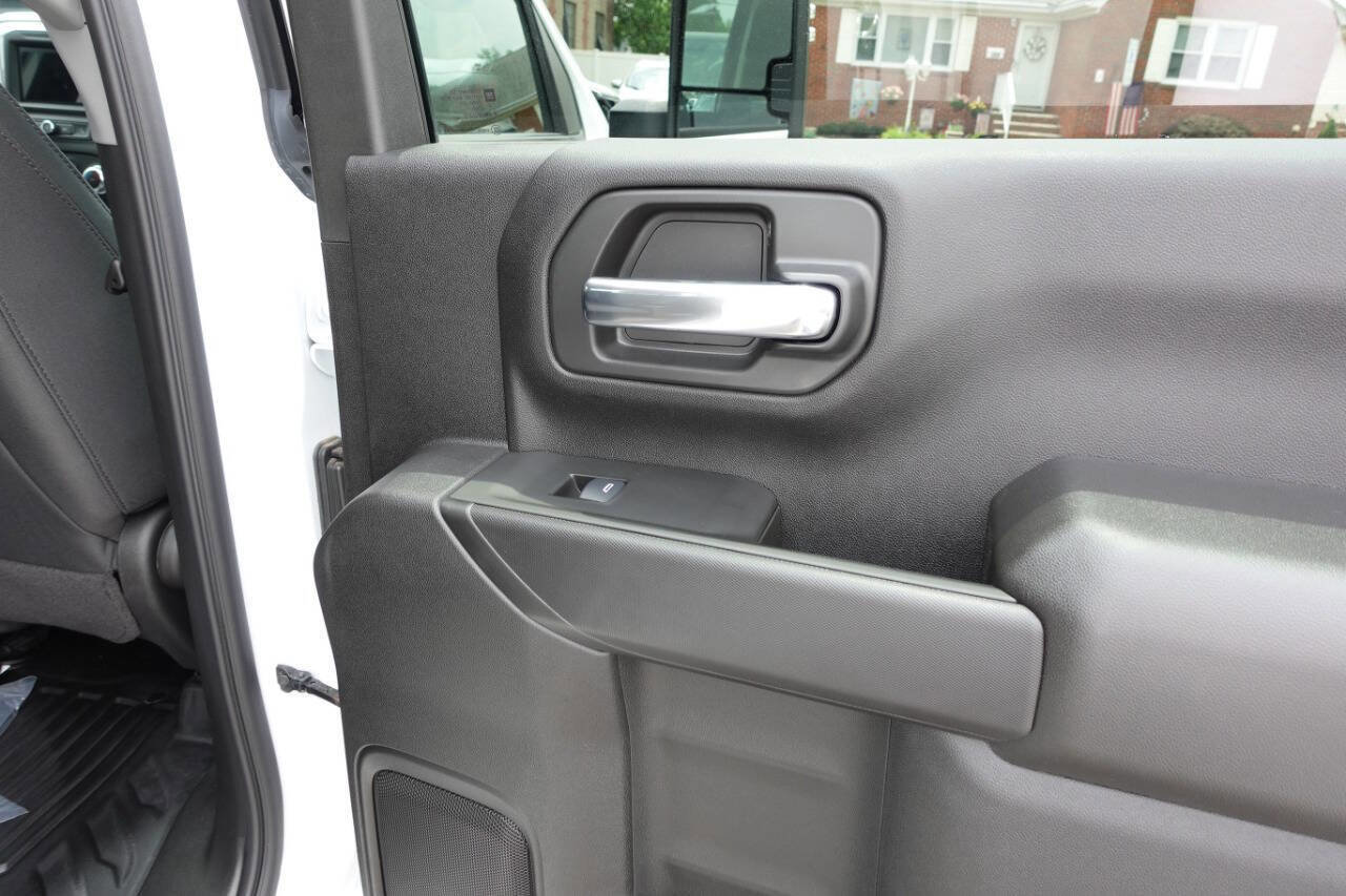 Used 2024 GMC Sierra 2500 Pro w/ Convenience Package image 27