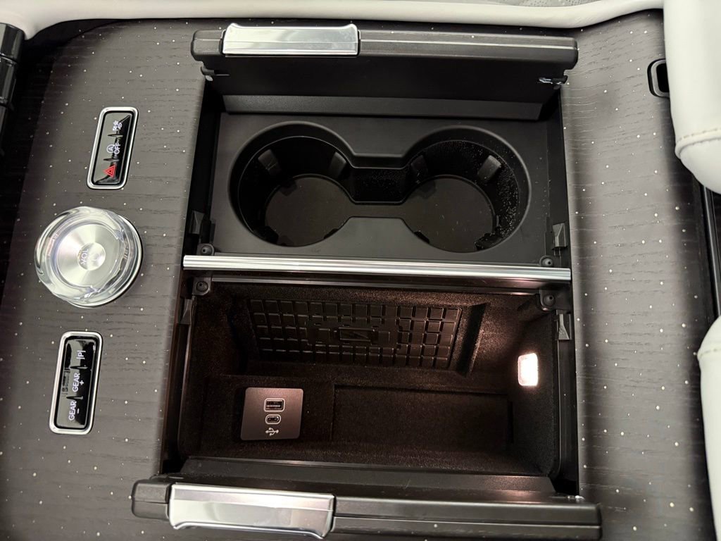 New 2025 Lincoln Navigator L Black Label AWD/4WD image 29