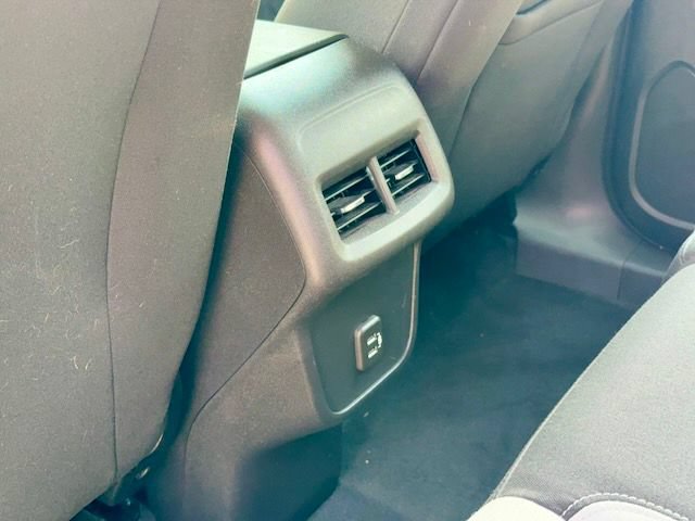 Used 2022 Chevrolet Equinox LS AWD/4WD image 12