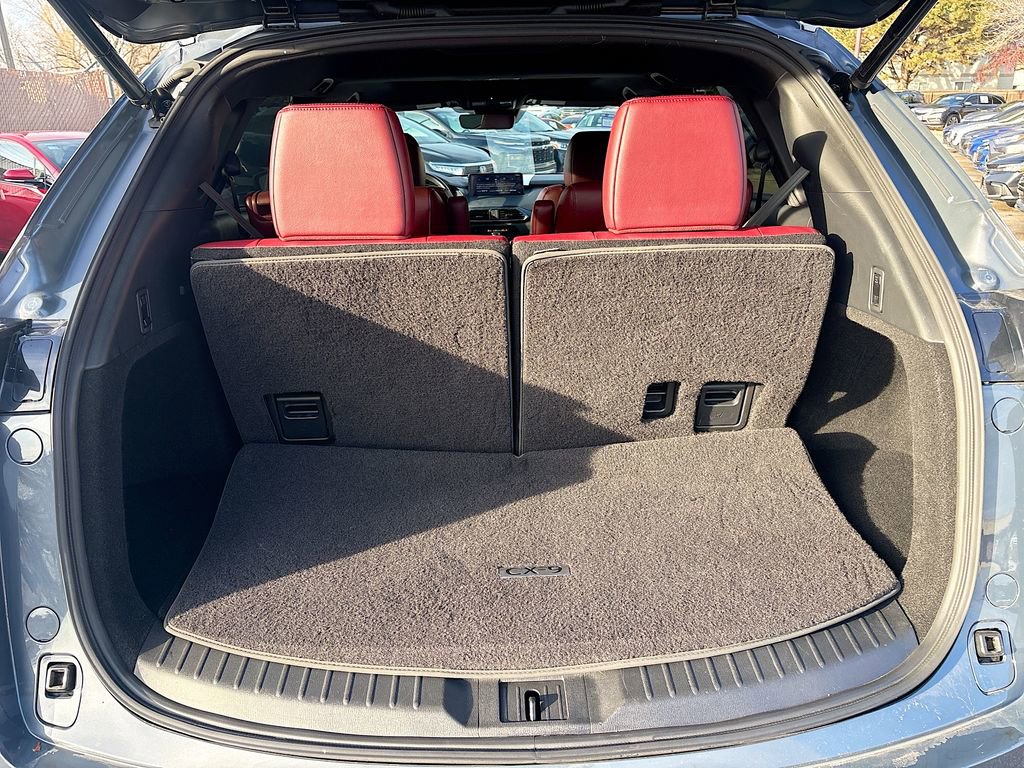 Used 2023 MAZDA CX-9 Carbon Edition image 28