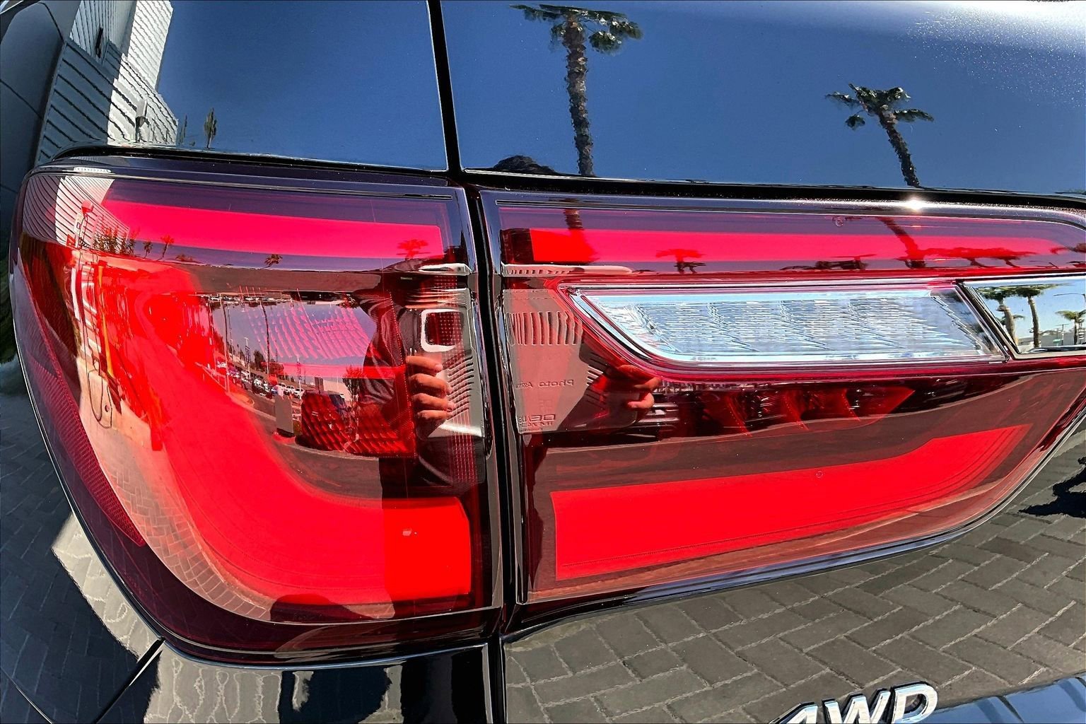 Used 2024 INFINITI QX80 Premium Select w/ Cargo Package AWD/4WD image 30