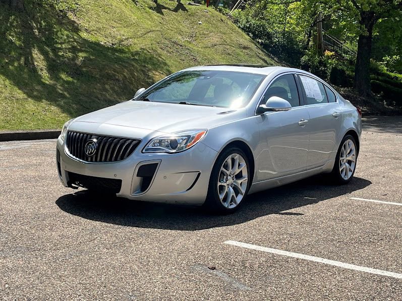 Used 2017 Buick Regal GS w/ Driver Confidence Package #1 AWD/4WD image 26