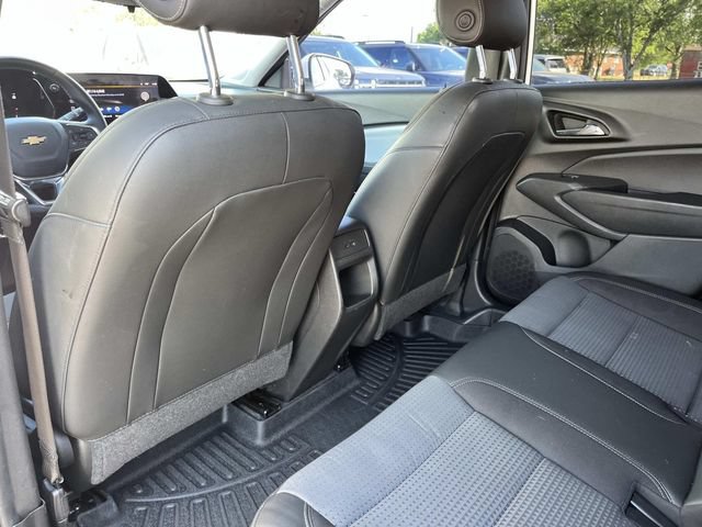 Used 2024 Chevrolet Trax LT w/ Driver Confidence Package FWD image 19