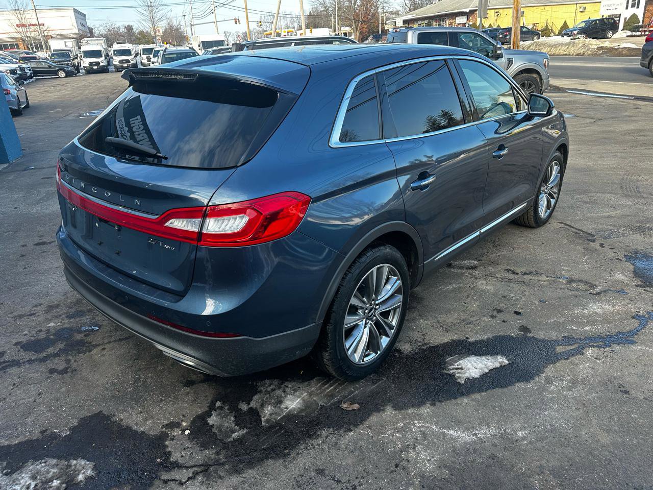 Used 2018 Lincoln MKX Reserve w/ Driver Assistance Package AWD/4WD image 6