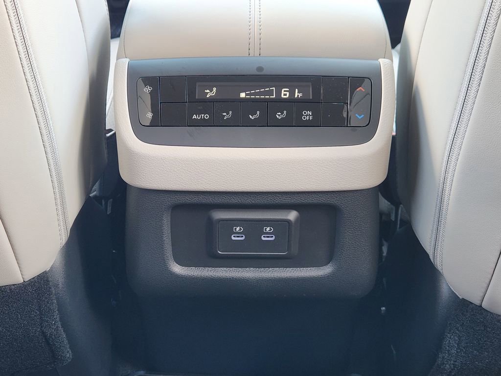 New 2026 Nissan Pathfinder SL FWD image 20