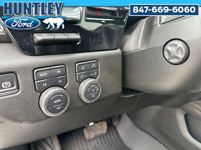 Used 2025 Chevrolet Silverado 1500 LTZ image 20