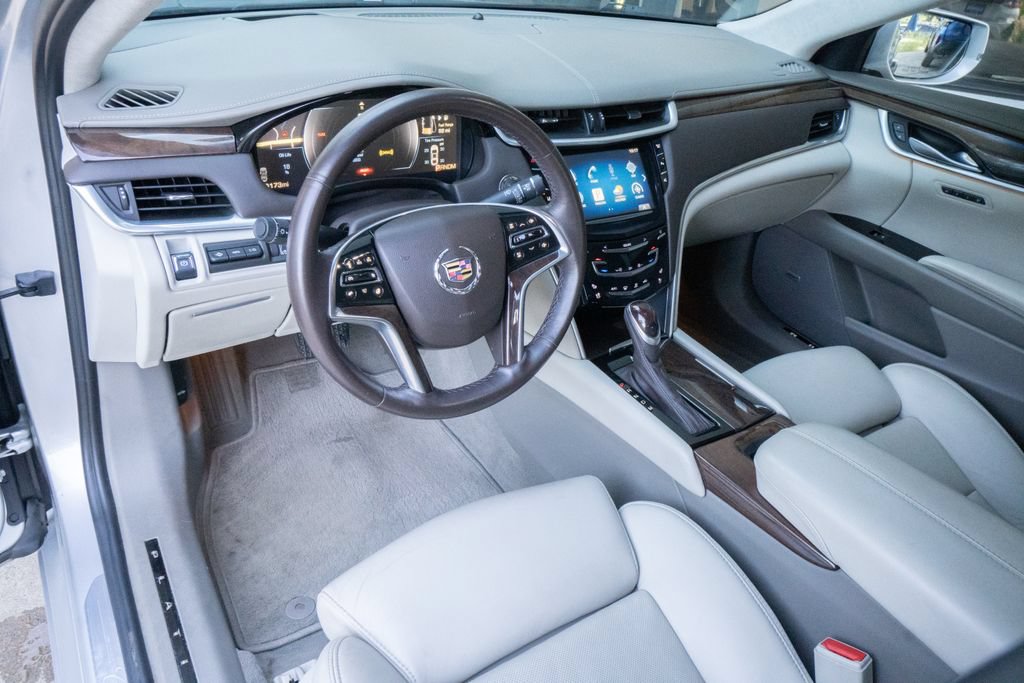 Used 2014 Cadillac XTS Platinum FWD image 9