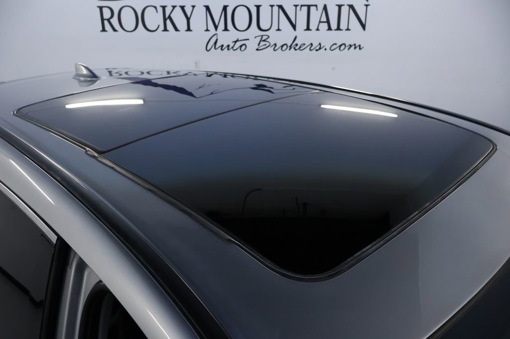 Used 2021 Acura RDX w/ Technology Package image 11